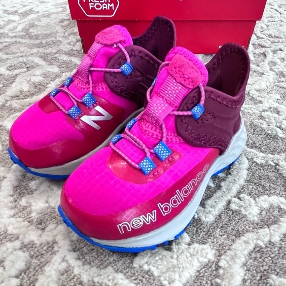 NEW w/Box New Balance Infant Fresh Foam Trail ROAV V1 Bungee - Picture 6 of 15